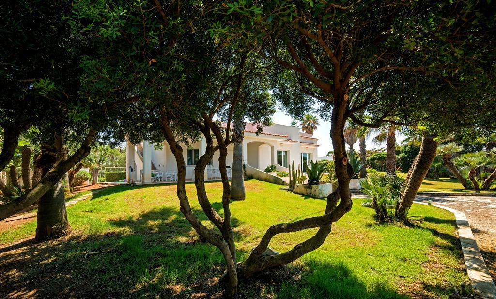 Villa Sapore Di Sale Alliste Eksteriør bilde